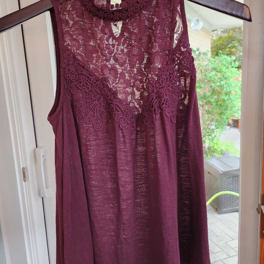 Maroon High-Neck Lace Tank Top